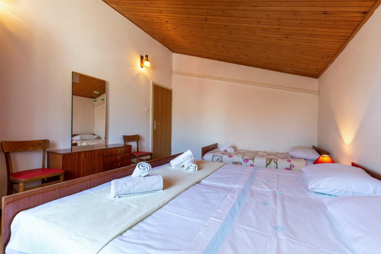 Apartments And Room Pergola Rovinj Exteriér fotografie
