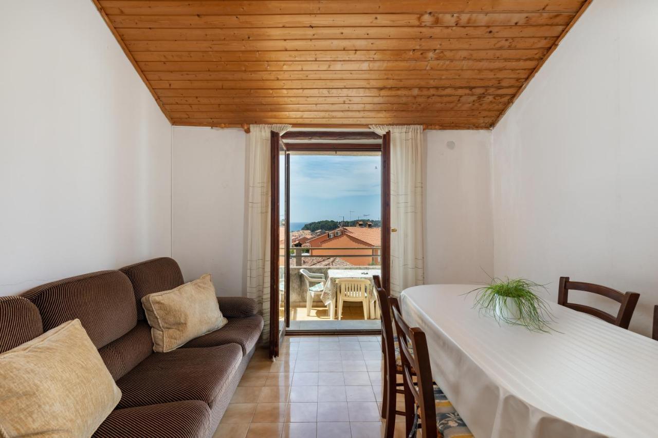 Apartments And Room Pergola Rovinj Exteriér fotografie